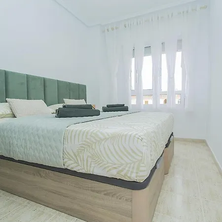 132 Green House-alicante Holiday Apartment Torrevieja