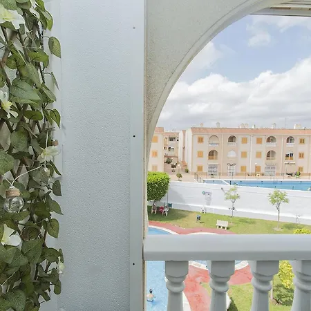 132 Green House-alicante Holiday * Torrevieja